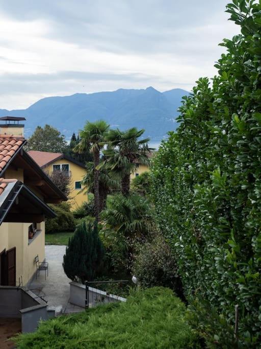 Amazing 3 Bedrooms Villa With Lavish Garden, Breathtaking Lake And Mountains View Luino Exterior foto